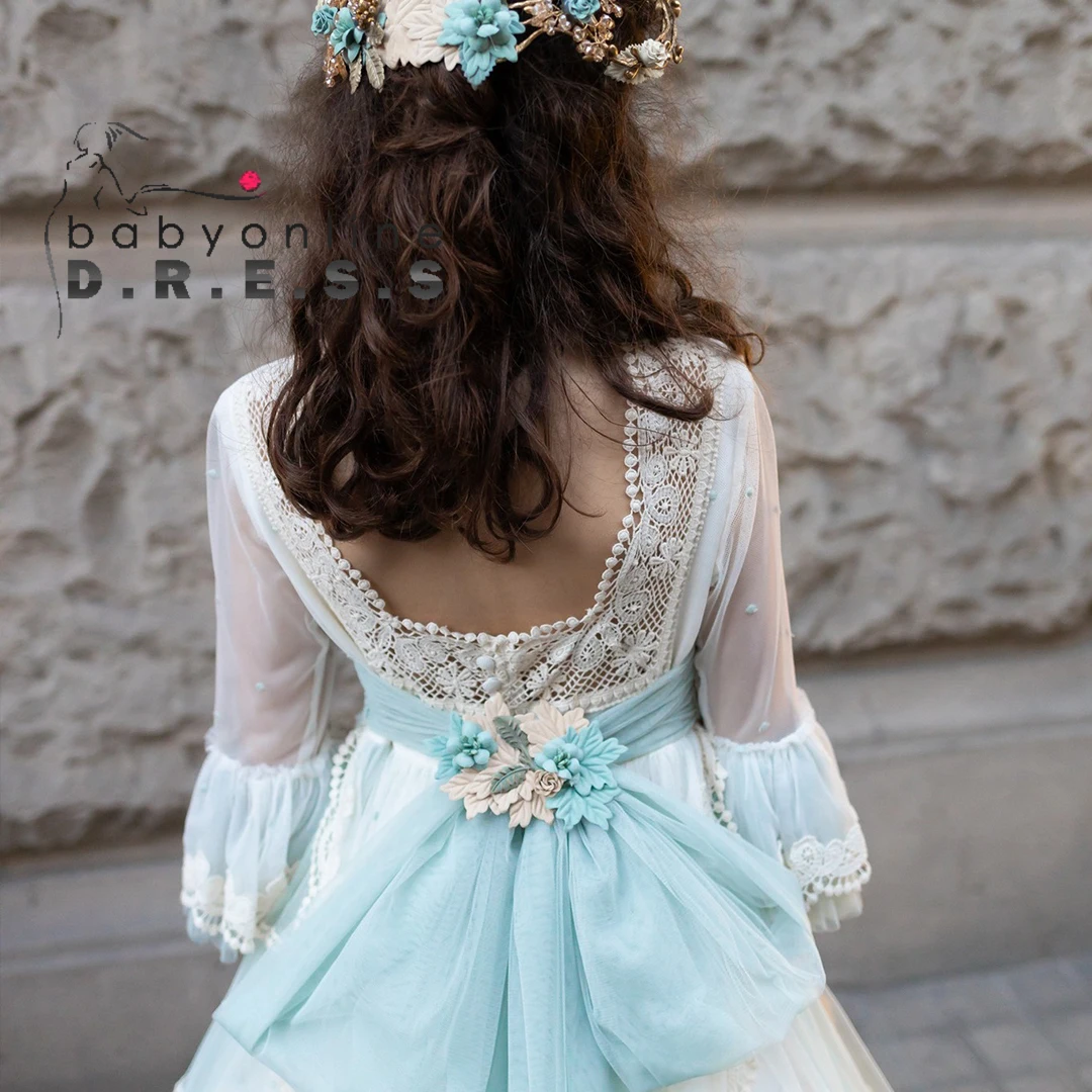 BABYONLINE Customized Bohemian Girl Communion Dress Boho Lace Appqulies Flare Sleeve Double Layered Embroidery MiniBride Flowers