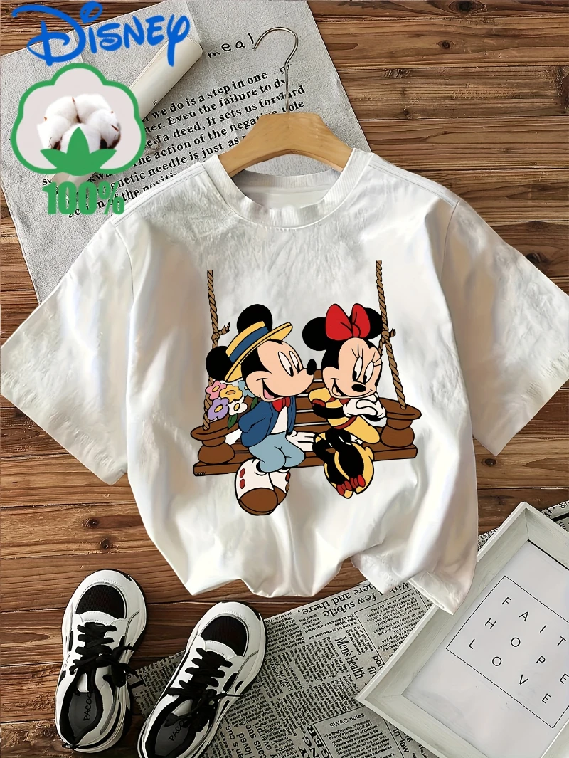 

Женская винтажная футболка Disney MickeyMinnie Swing, мягкая рубашка с мультяшным принтом, дышащий материал