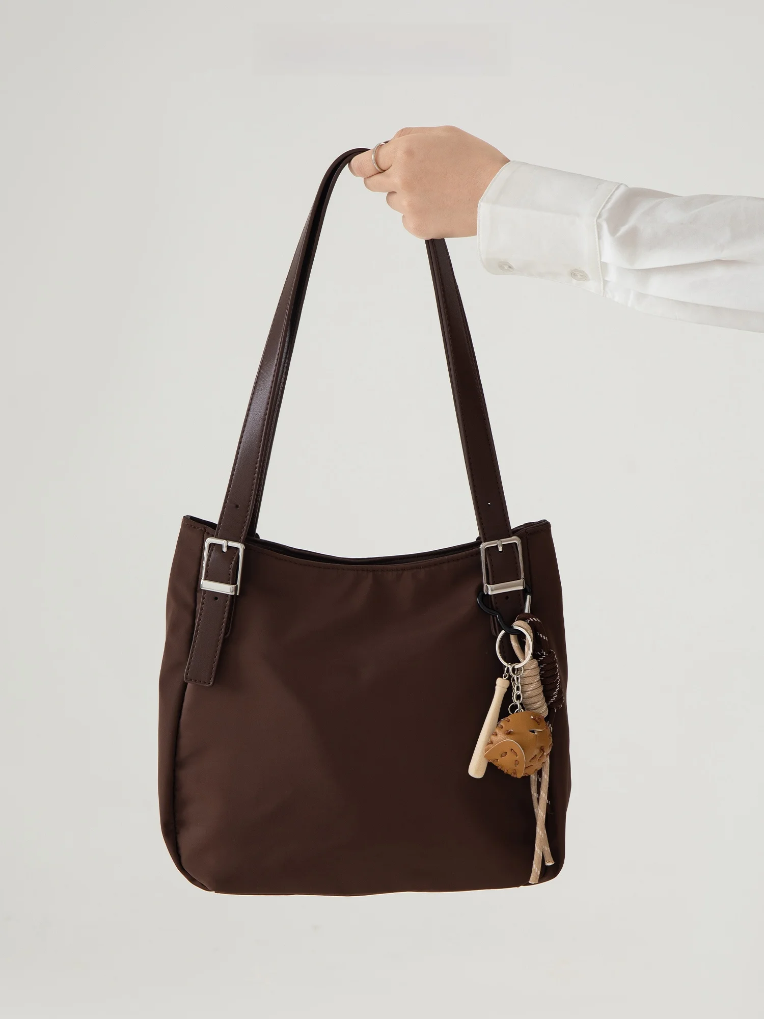 

Dotlyn Retro Large Capaci Nylon Tote Bag Single oulder Commuter Bag Korean Sle Casual Hobo Bag for Men And Women