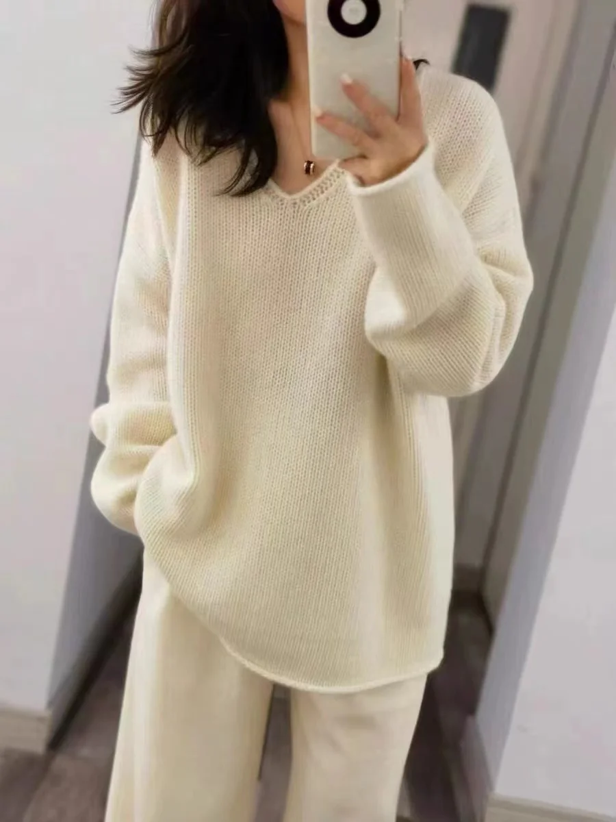 Comfortable Autumn Winter Women Sweater 100% Merino Wool V-Neck Knitted Pullover Loose Casual Outerwear Long Sleeve Cashmere Top