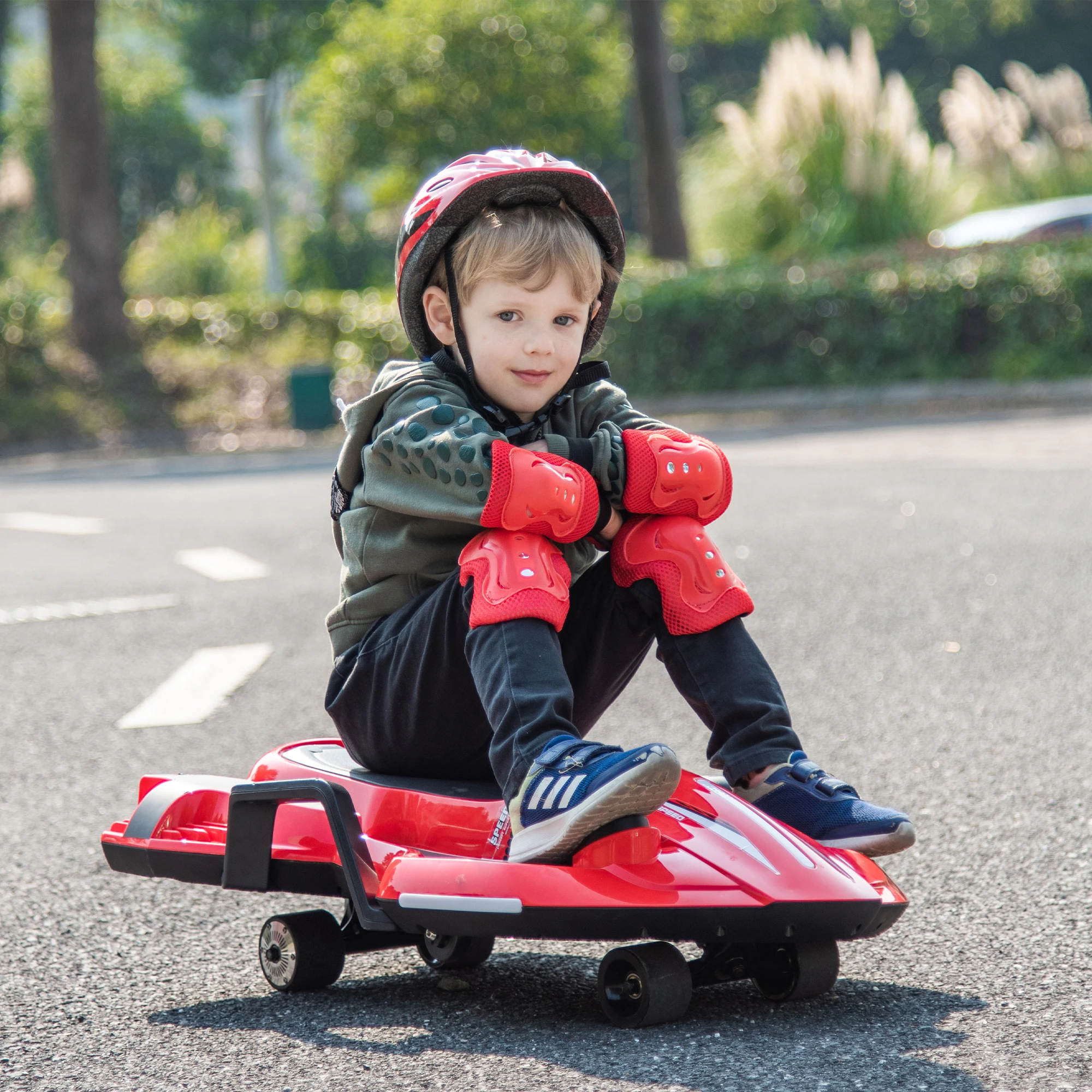 24V Kinderen Rijden Op Elektrische Scooter Met Helm Kniebeschermers, 24V Rijden Op Speelgoed Voor Kinderen, Spuitfunctie Wiel-Naaf Motor Elektrische Scooter