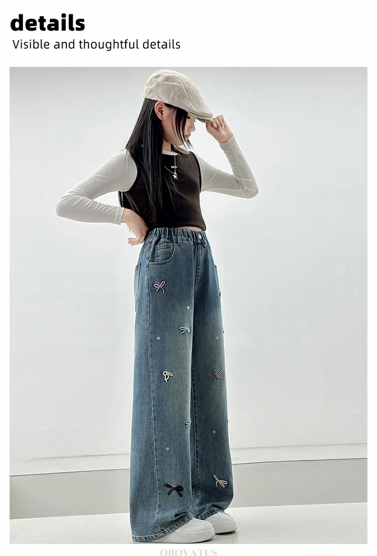 Hochwertige Kinder-Jeans im High-Fashion-Stil mit lockerer Passform und Schleifenstickerei für Teenager-Mädchen, trendige blaue Denim-Hosen, Kinderhosen – Detail 4