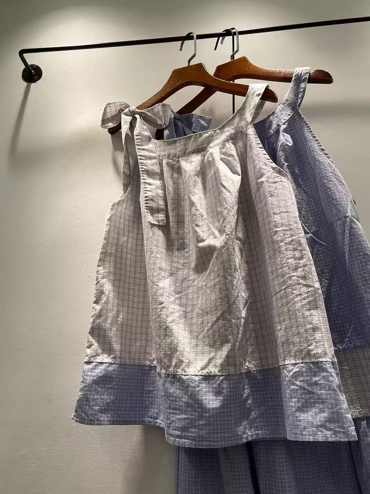 

Одежда для девочек Mori 2025 г., милые клетчатые лоскутные рубашки и блузки в японском стиле для женщин, лето, 100% хлопок, синий, белый, клетчатая halte