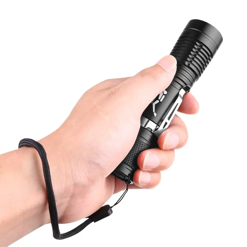 IPX8 Waterproof Dive Underwater 10 Meter LED Diving Flashlight 300LM LED Torch Lamp With hand rope Powered by 3.7V Li-ion Battey