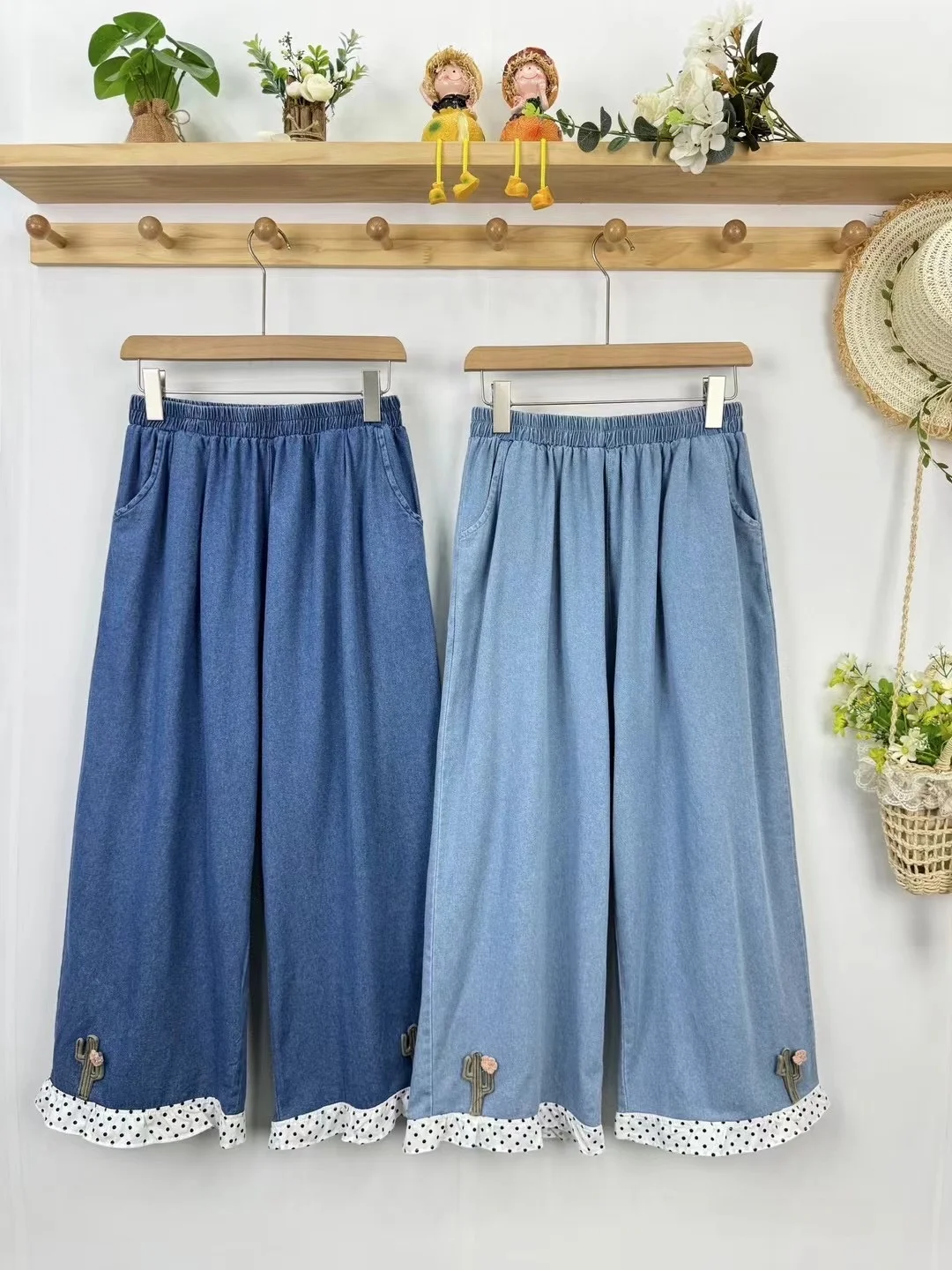 

Свободные прямые широкие брюки в корейско-японском стиле, джинсы из денима с вставками в клетку и кактусами, однотонные, с завышенной талией, длина до щиколотки