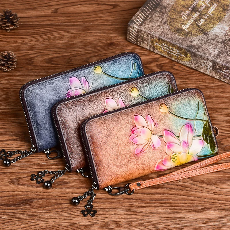 Portafogli lunghi Vintage per donna borse per telefono in vera pelle borsa da donna con goffratura a motivo floreale di loto
