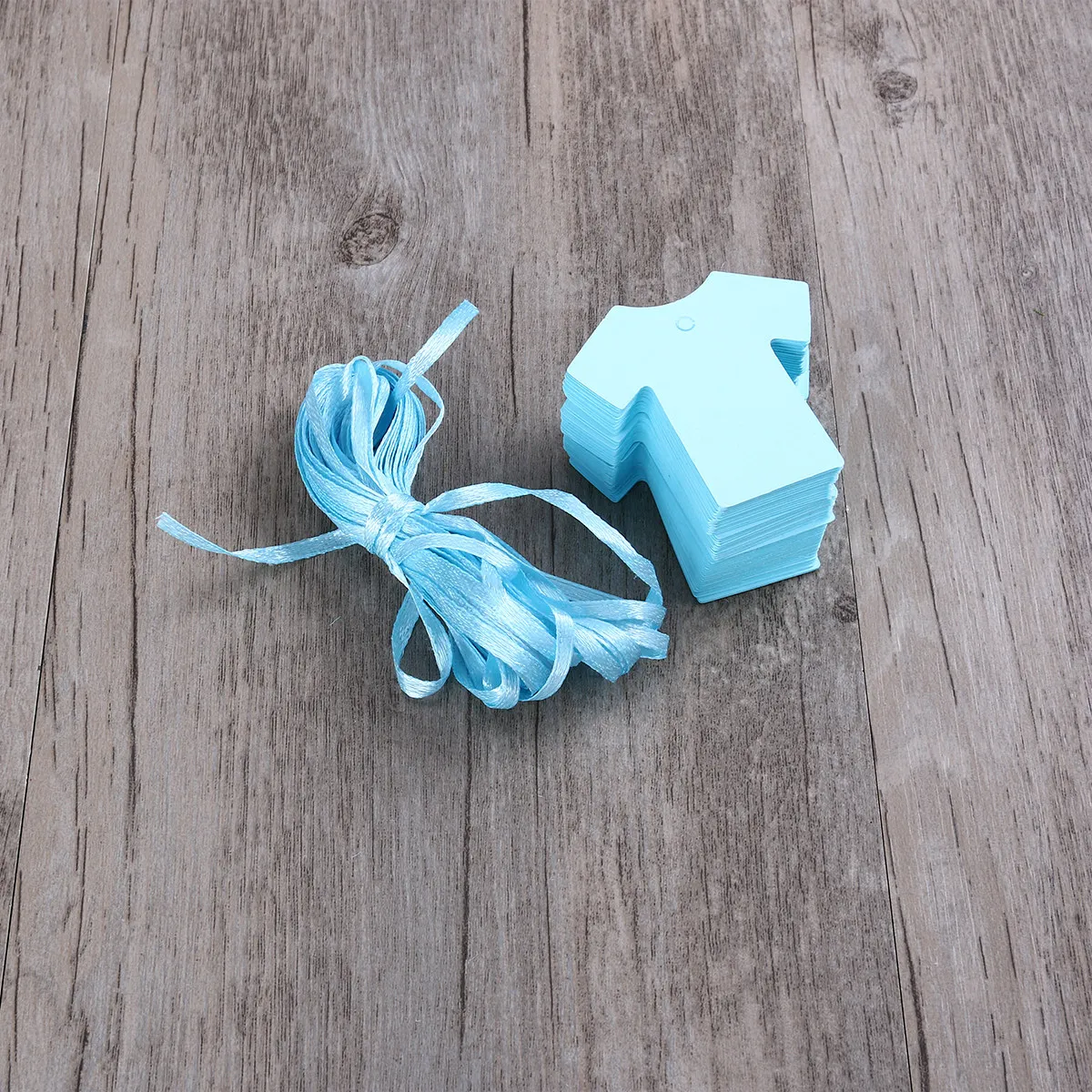 100Pcs Shower Gift Tags Paper Cloth Shape Blank Printable for Clothing Price Gift Student Bookmarks Cupcake Toppers Wish