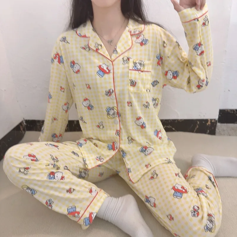 Spring and autumn cream yellow checkered Hello Kitty pajamas female sweet cartoon cute Sanrio pajamas can be worn outside