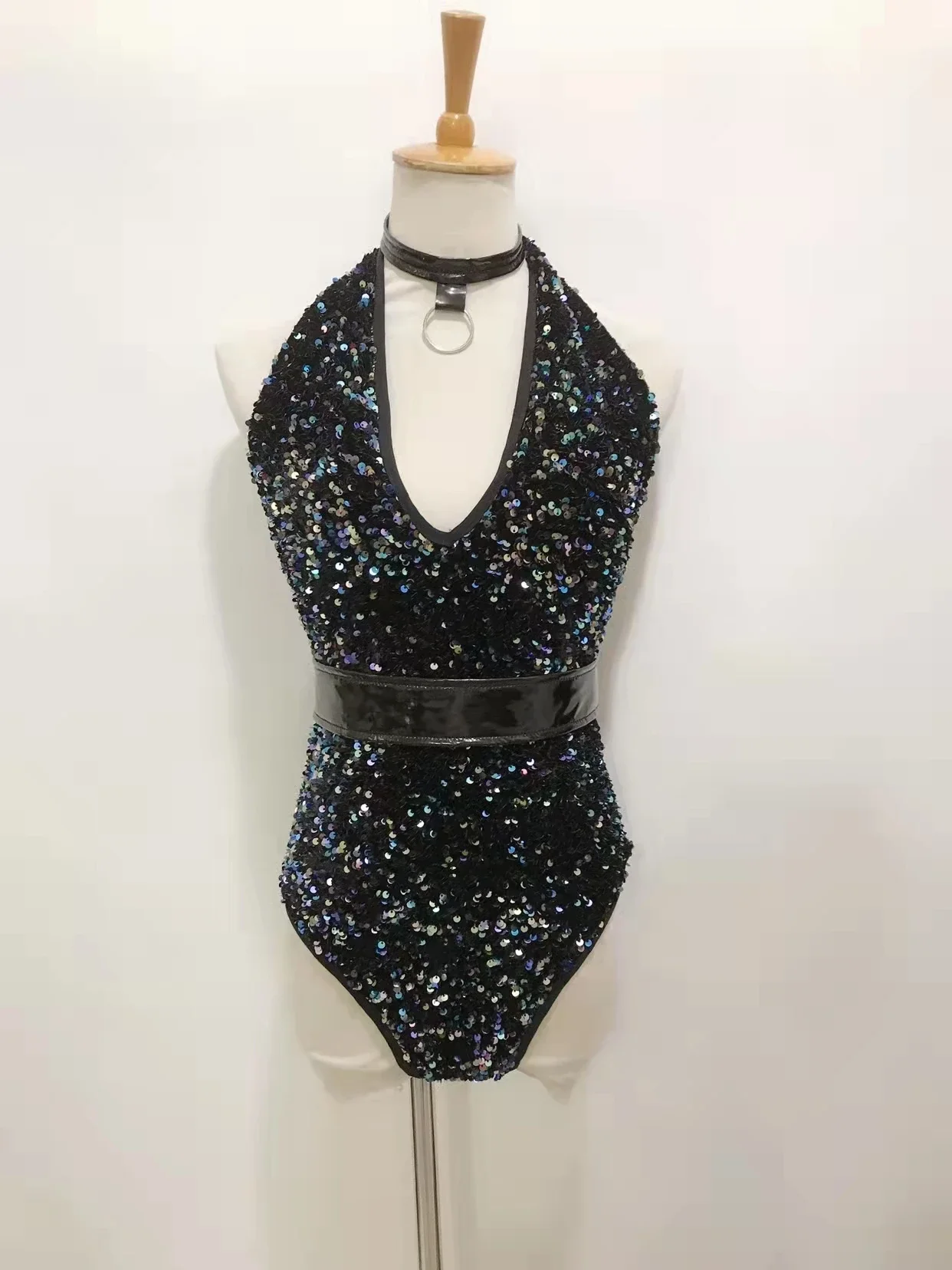 Tenue de danse à tuyau en acier pour femme, costume de batterie maigre commandé, costume de scène sexy, costume de performance pour bar et boîte de nuit, mode jazz