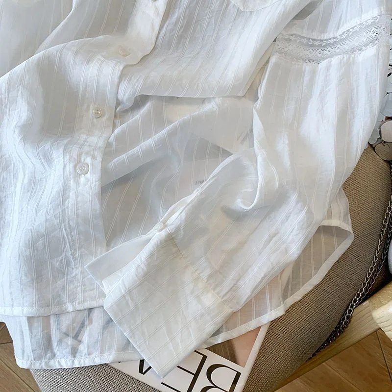 Koszula damska z ażurowymi przeszyciami w paski, luźny krój w stylu lazy, długi rękaw z jedwabiu lodowego, ochrona przed słońcem.