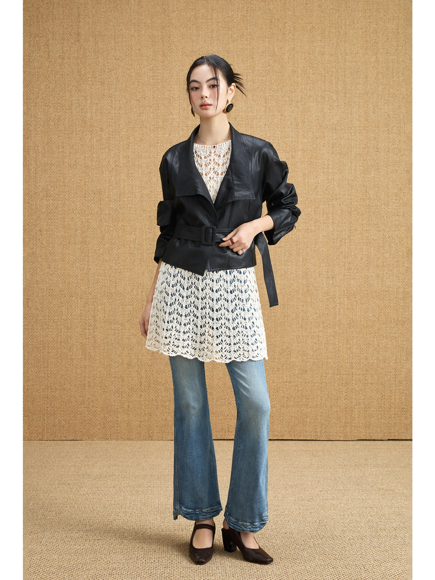 

MIUCO High Waist Bell Bottom Jeans Women's Washed Wave Pants Spring 2026 New Style Commute Style Zipper Closure