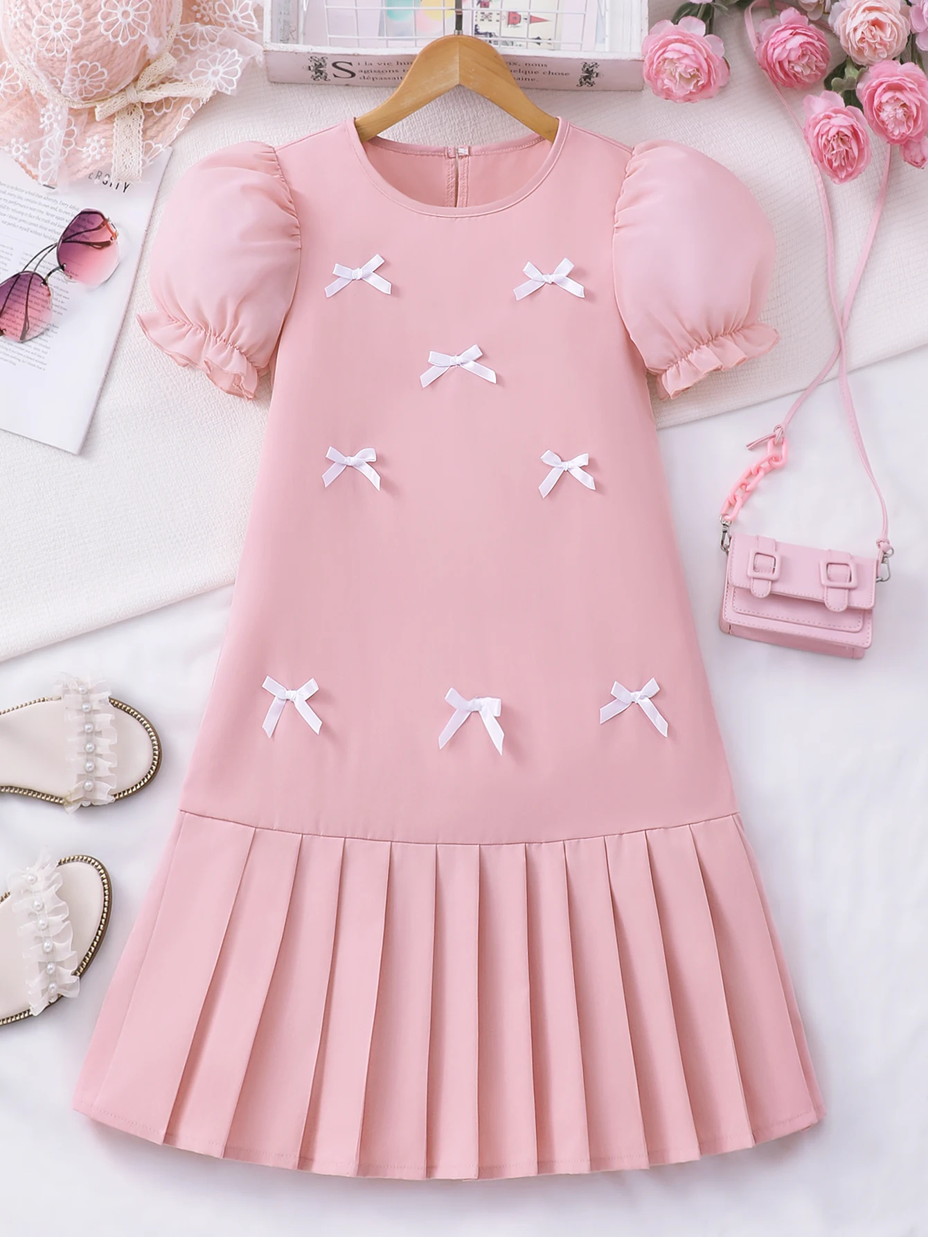 Spring And Summer Women's And Children's Casual Cute, Fresh And Elegant Round Neck Lantern Sleeves Bow Solid Color Dress
