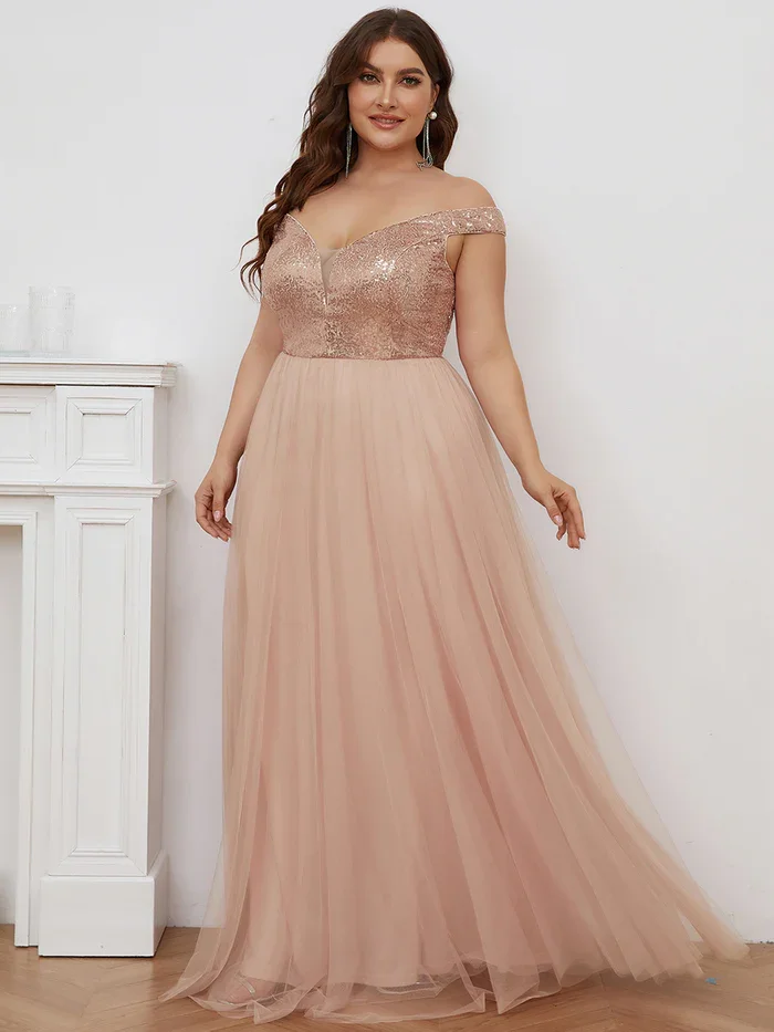 

Plus Size High Waist Tulle & Sequin Sleeveless off-shoulders and has a deep V neck Evening Dress of the Floor-to-ceiling dress