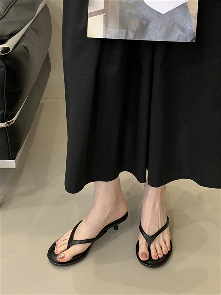 Eilyken Fashion Round Clip Toe Thin Low Heels Women Slippers Outdoor Casual Sandals 2026 New Summer Flip Flops Shoes