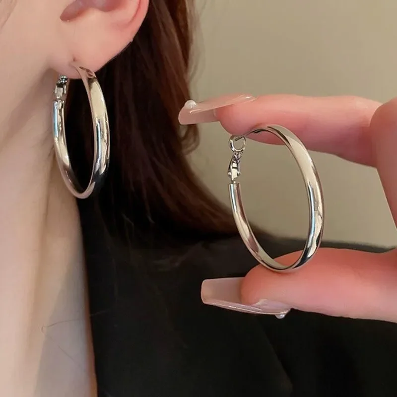 925 Silver Ear Needle Women's round Earrings Electroplated 24K Gold & White Gold Diameter 40mm Thickness 3mm