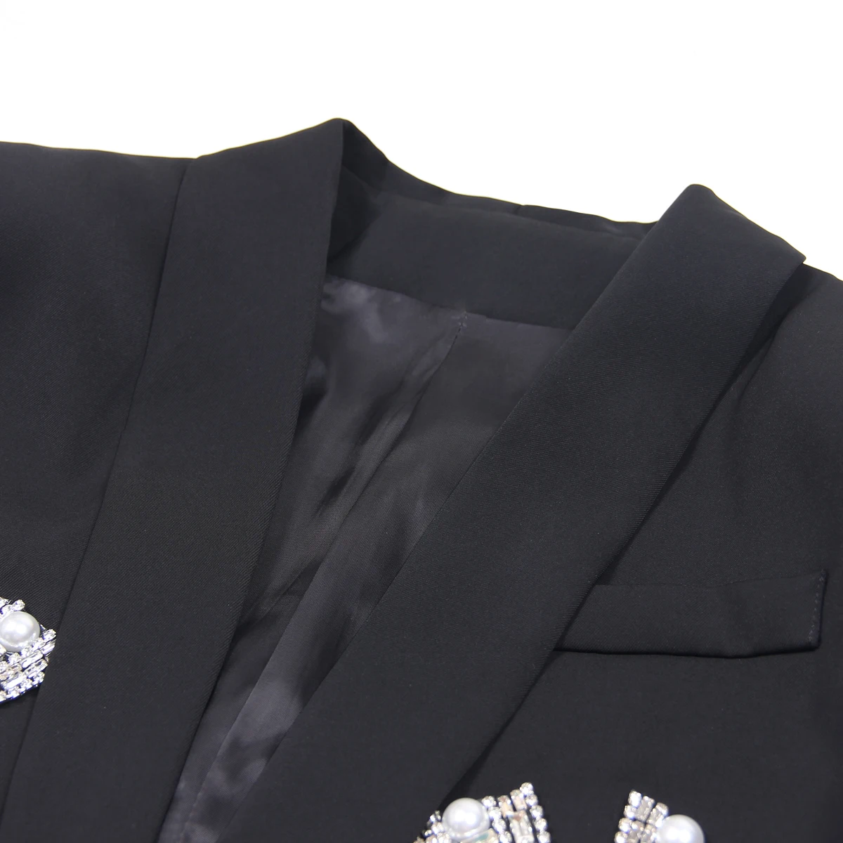 Spring And Autumn New High-End Handmade Nail Drill Long Sleeved Slim Fitting Temperament Commuting Women's Suit Half Skirt Set