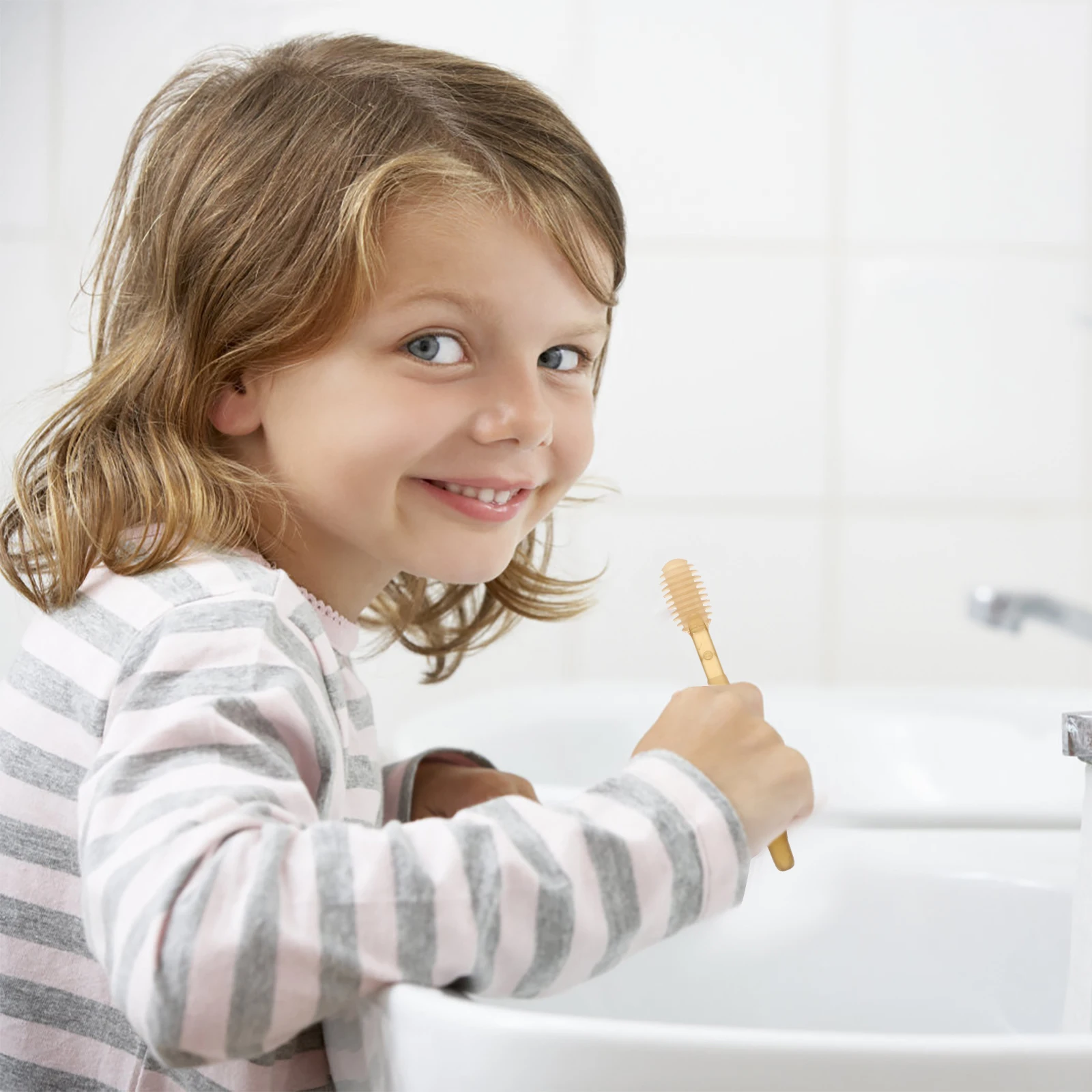 Cepillos de dientes para bebé, cerdas suaves de silicona de grado, caja de Pp, entrenamiento de dientes, herramientas de limpieza, entrenamiento de cuidado Dental infantil