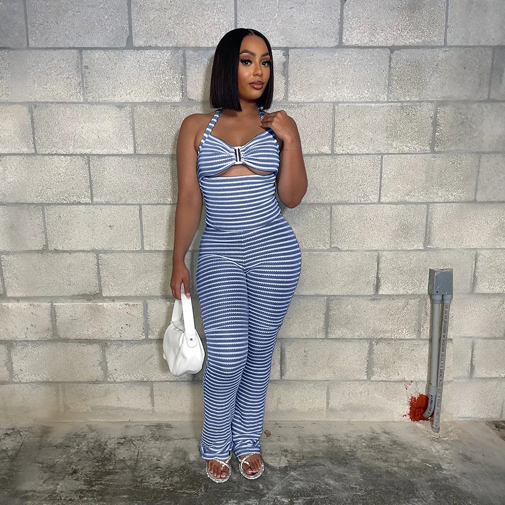 Women's Spaghetti Strap Striped Textured Crop Top Front Cut Out High Waist Slim Flared Pants Trendy Dating Two Piece Outfit Set