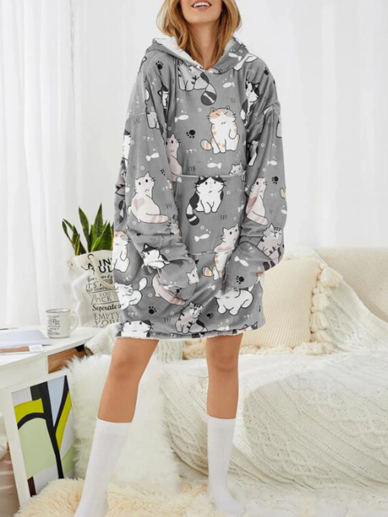 A Big Pocket Grey Cat Print Hooded Coat Winter Europe And The United States Loose Warm Hoodie Lazy Blanket Winter Lady Hoodie La