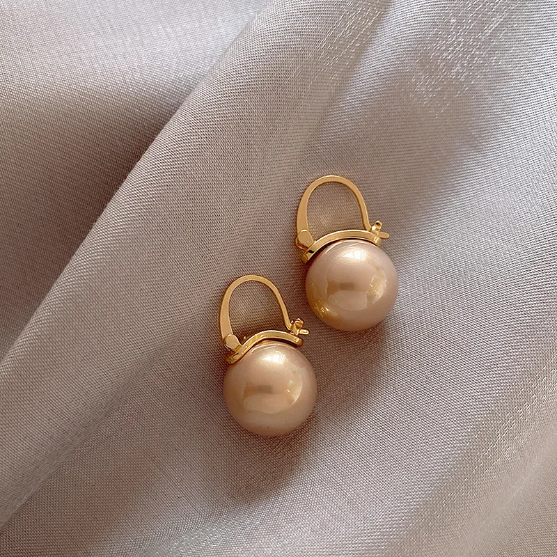 Large Pearl Stud Earrings for Women Crystal Round Elegant Temperament Vintage Pendant Accessories Luxury Jewelry Gifts