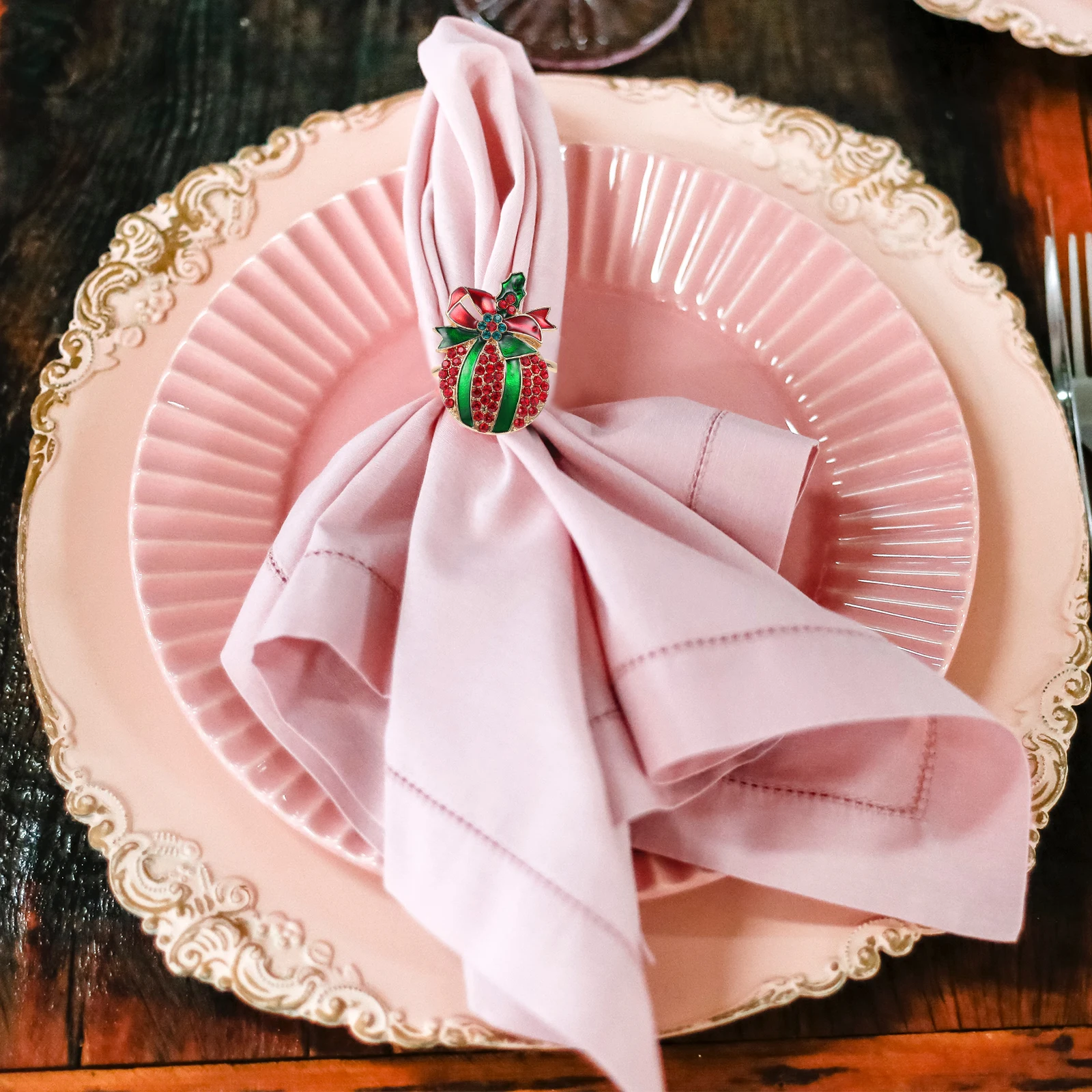 

6 Pcs Napkin Ring Christmas Dinner Table Decorations Buckle Chic Holders Banquet Rings Elegant Adornment Alloy