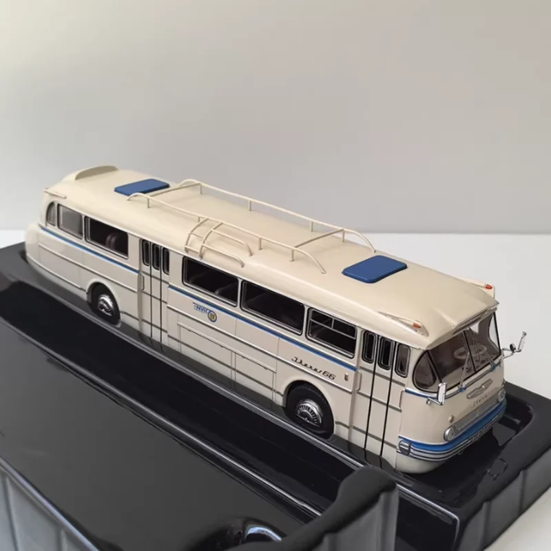 

IXO 1/43 Scale IKARUS 66 1972 BUS Plastics Simulation Car Model Static Collection Decorated Holiday Gifts Toys Souvenir Gift