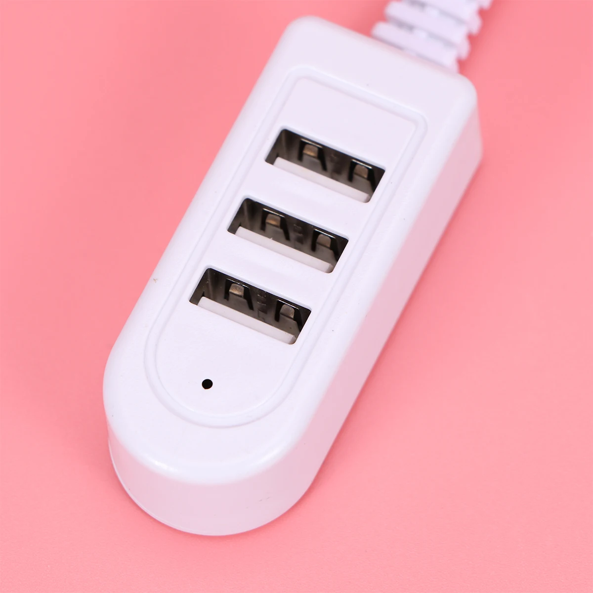 3USB محور متعدد الوظائف 3a محول تمديد خط توسيع متعدد المنافذ محور مدمج صغير محمول 1.2 متر أبيض عالي السرعة