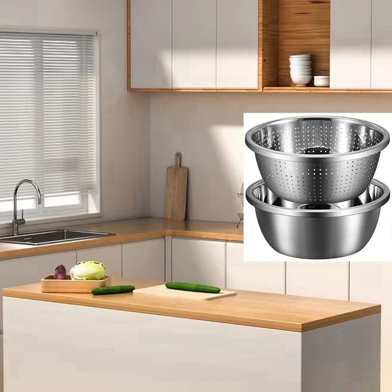 Microporous Colander Capacity With Mixing Bowl For Washing Vegetables, Fruit And Rice And For Draining Cooked Pasta