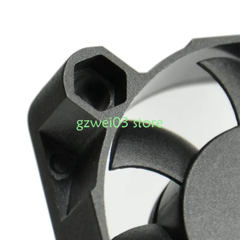 

Y8AC 4010 40x40x10 Brushless Fan 3Pin 3 Wire 12V for Small PC Cases and Raspberry