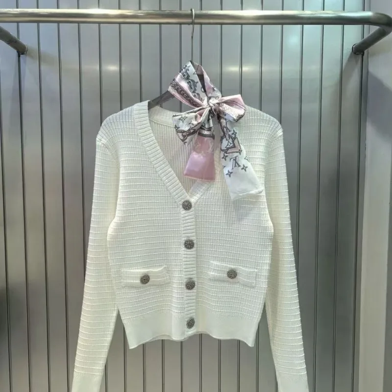 

Женская одежда, весенне-осенний модный корейский однотонный свитер с карманами на пуговицах и v-образным вырезом, тонкий свитер с длинными рукавами, пальто