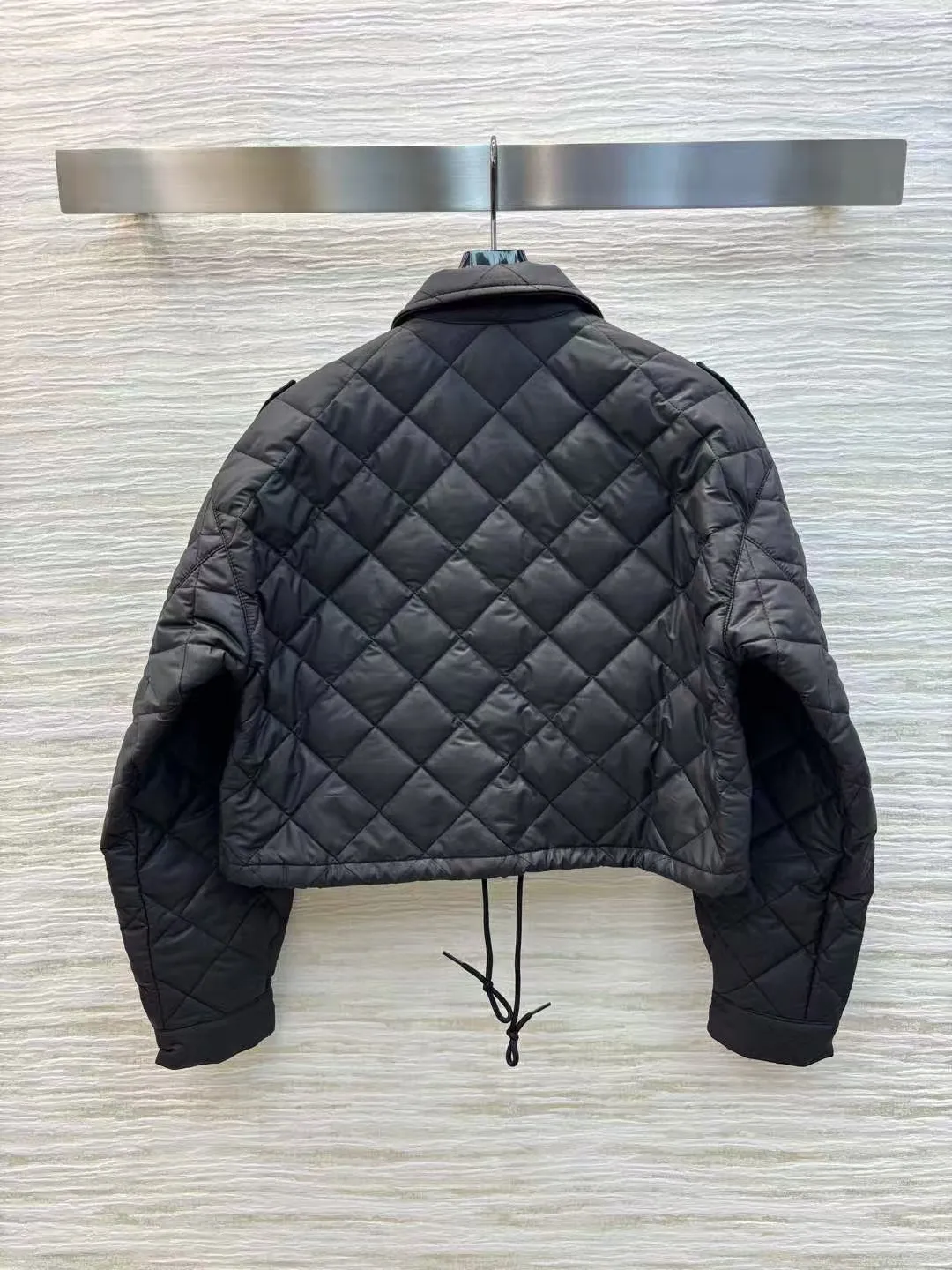 High end customized women's versatile jacket with cotton collar and short jacket