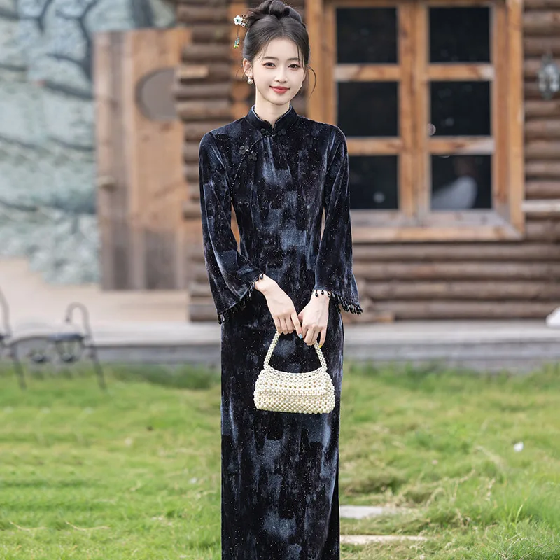 

Бархатное платье Cheongsam с длинными рукавами в китайском стиле, улучшенное 2021, новый стиль для женщин, осенне-зимнее платье Ципао в стиле ретро