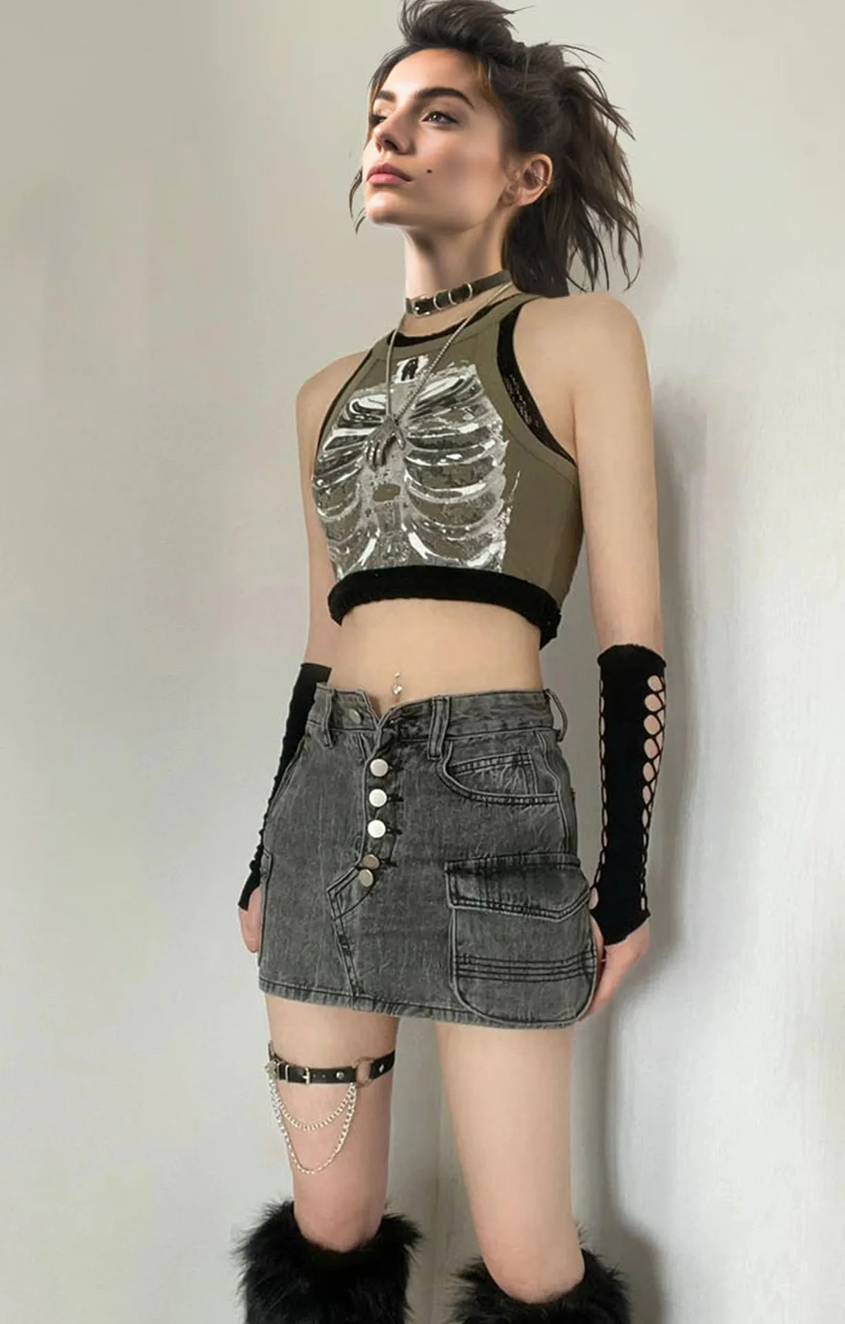 

Летний жилет без рукавов в рубчик с ребрами 2025, нишевый дизайн, универсальный топ с шортами для пикантных девушек