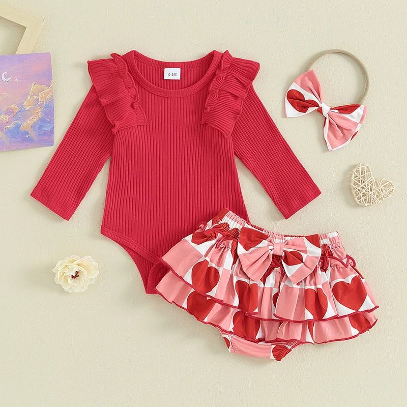 

Комплект из 3 предметов на День святого Валентина для маленьких девочек, очаровательный комбинезон с принтом сердца, шорты и подходящая повязка на голову с бантом для милого образа