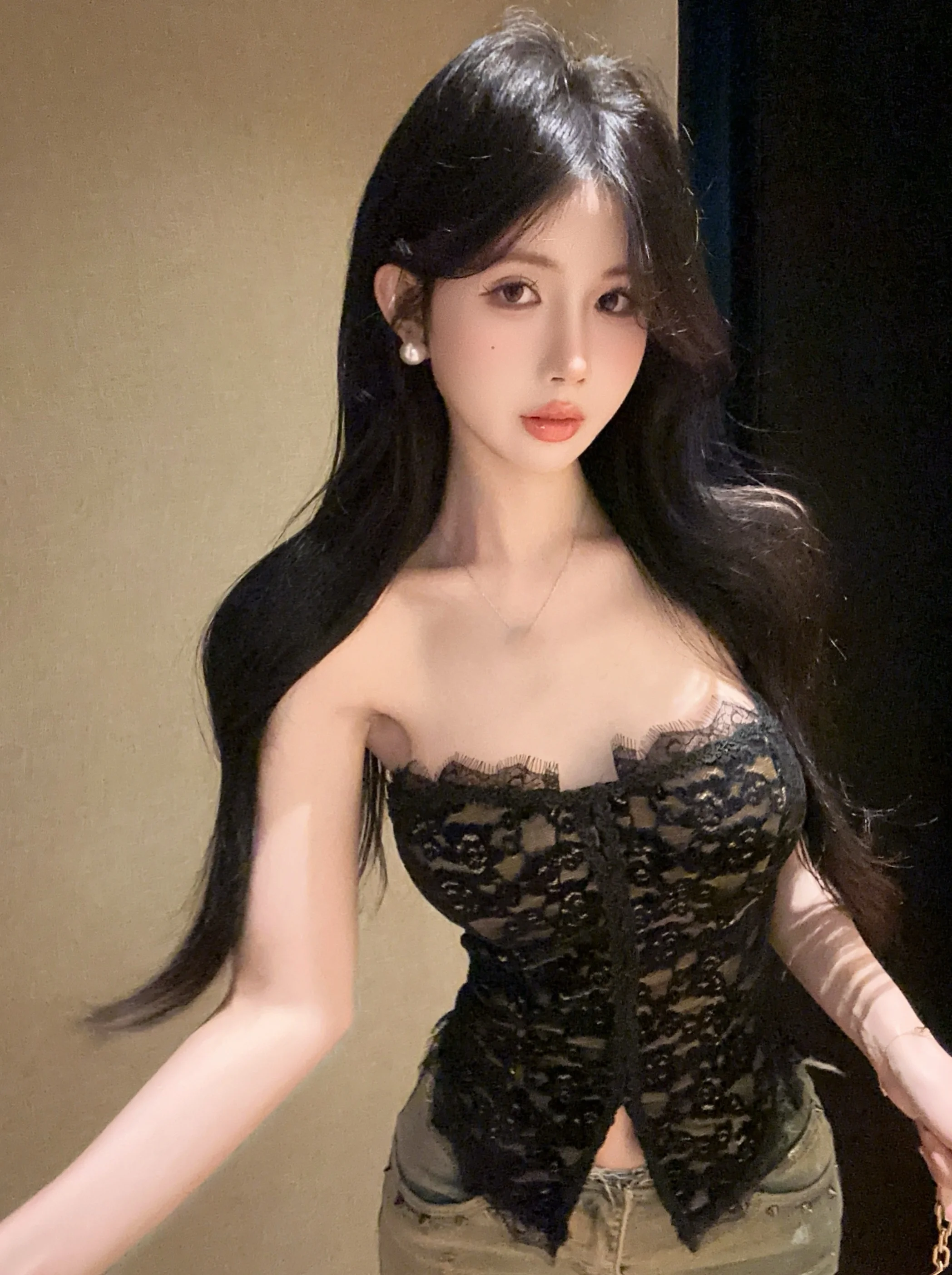 

Sexy Lace Slit Crop Top Women's Fashion Autumn Winter Slimming Short Style Korean Commute Style Pear Shape Body Type