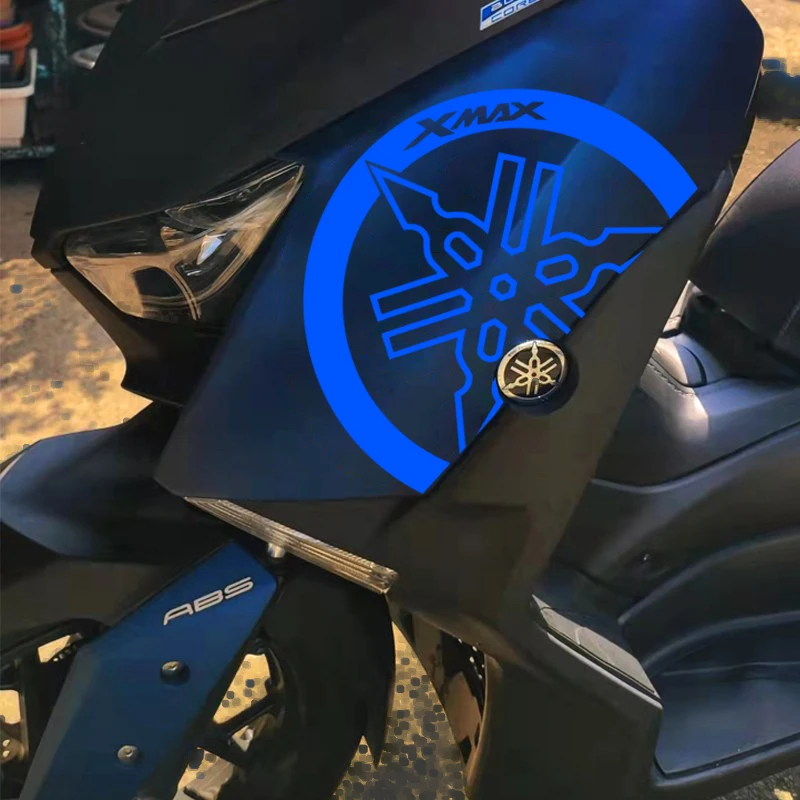 Nieuwe motorfietsstickers geschikt voor Yamahaas Xmax300 gemodificeerde lichaamsreflecterende waterdichte stickers motor decoratieve stickers