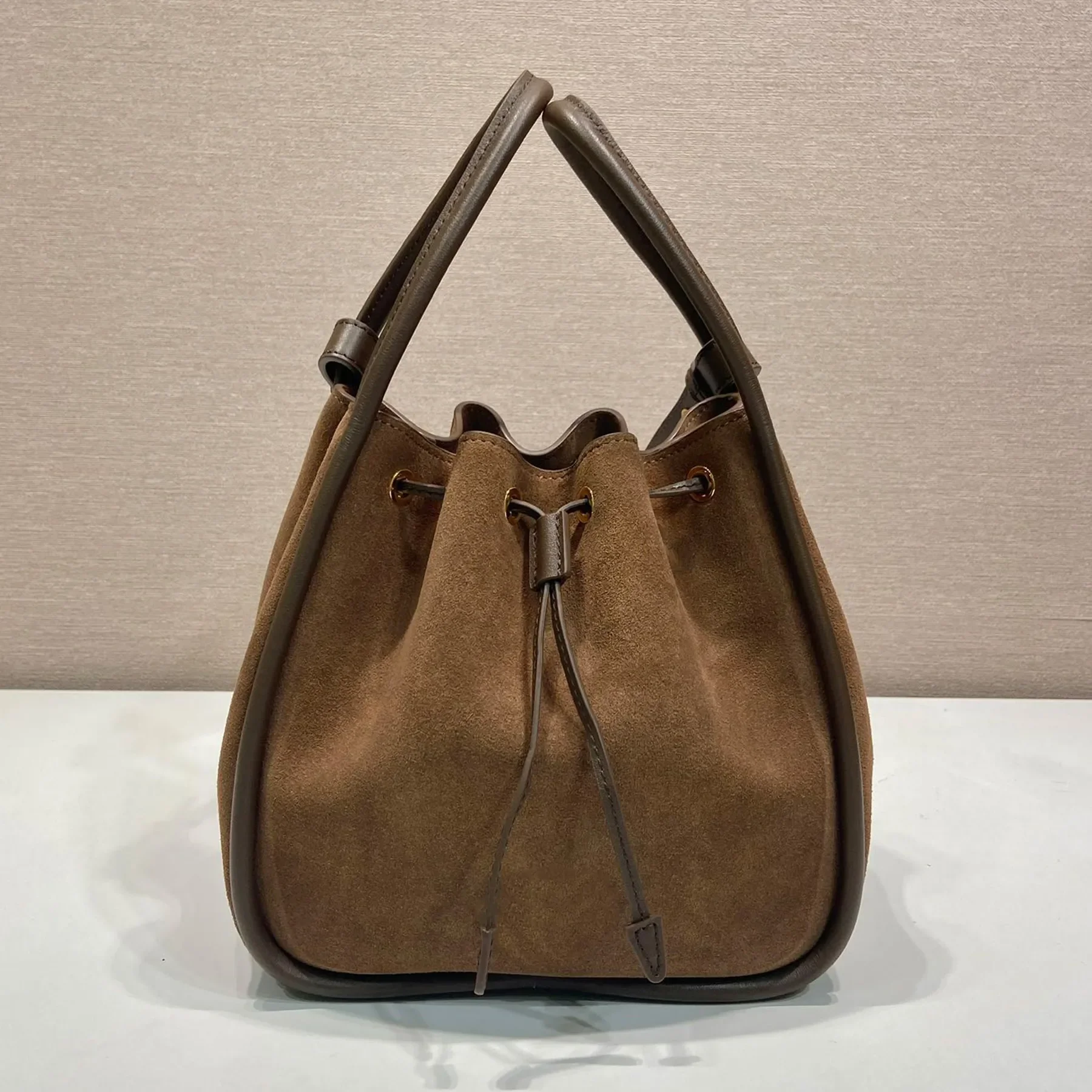 

Top Quality 10A Darling Leather Bucket Bag Luxury Designer Suede Genuine Leather Shoulder Bag Print Nylon Lining Crossbody Bag D
