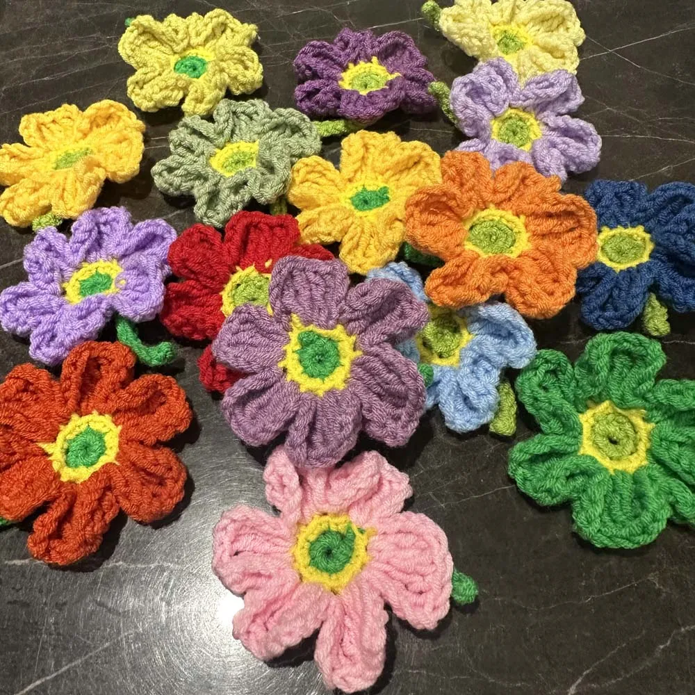 Multicolor 50PCS/LOT 7cm Handmade Girl Head Wear Flower Accessories Clothes Appliqued DIY Crochet Doily Patches Wedding Coaster