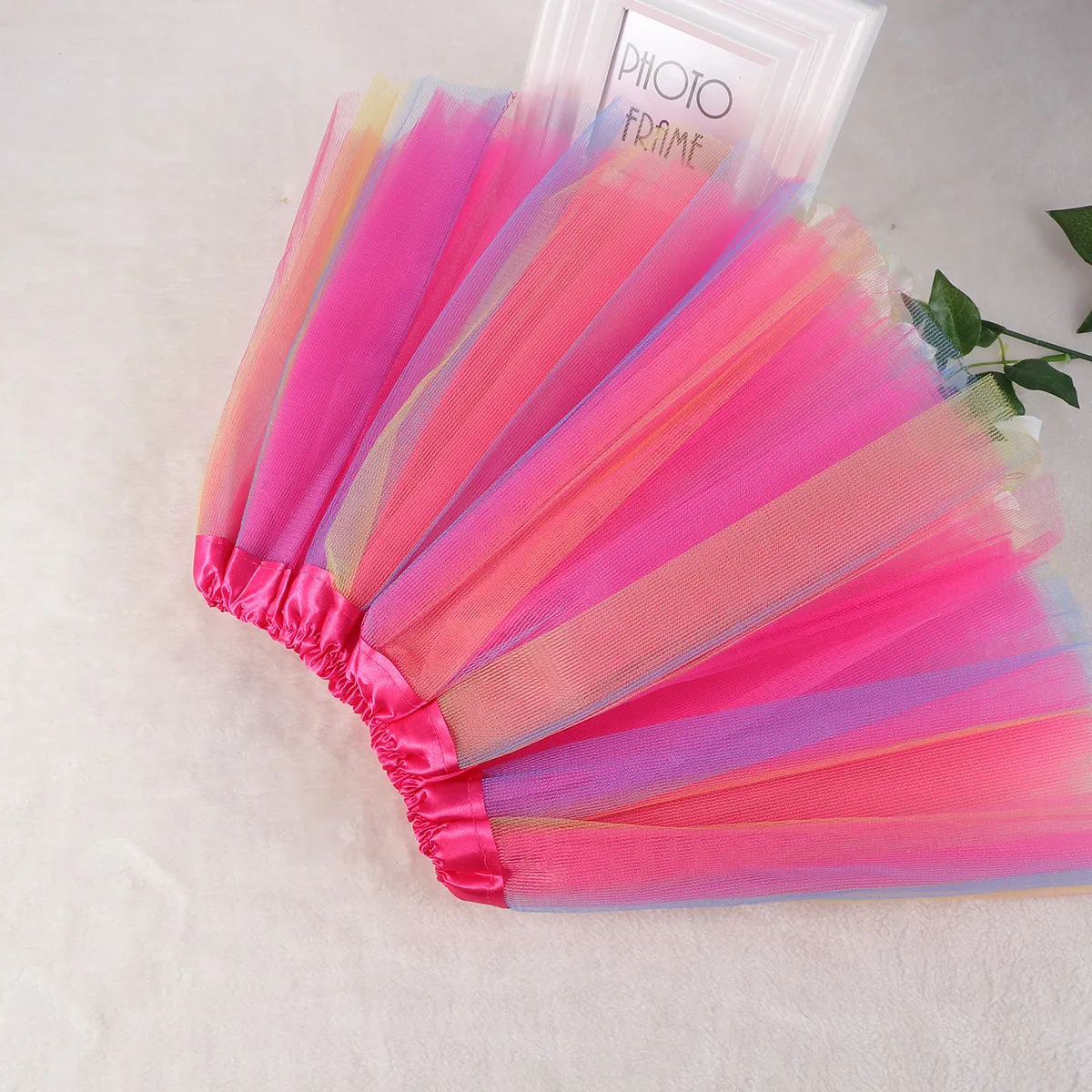 

Baby Girls Rose Red Mini Tutu Skirt Rainbow Printing Kids Gauze Skirts for Dance Party Tulle Skirt