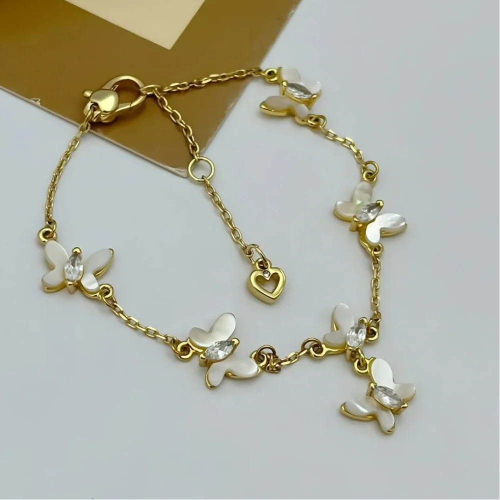 

Fashion Light Luxury Commuter Niche Design Small Fresh Sweet Style Natural Shell Inlaid 18Kgold Plated Bracelet for Women