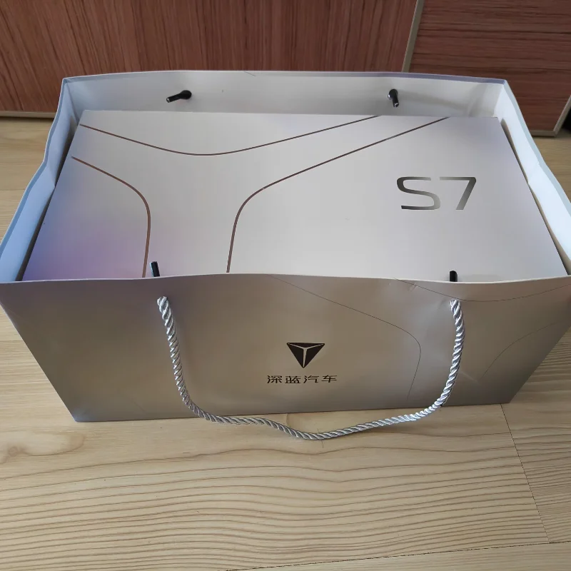 Moulé sous pression 1:18 échelle Changan bleu profond S7 Original usine porte complète alliage voiture modèle à collectionner jouet cadeau Souvenir affichage