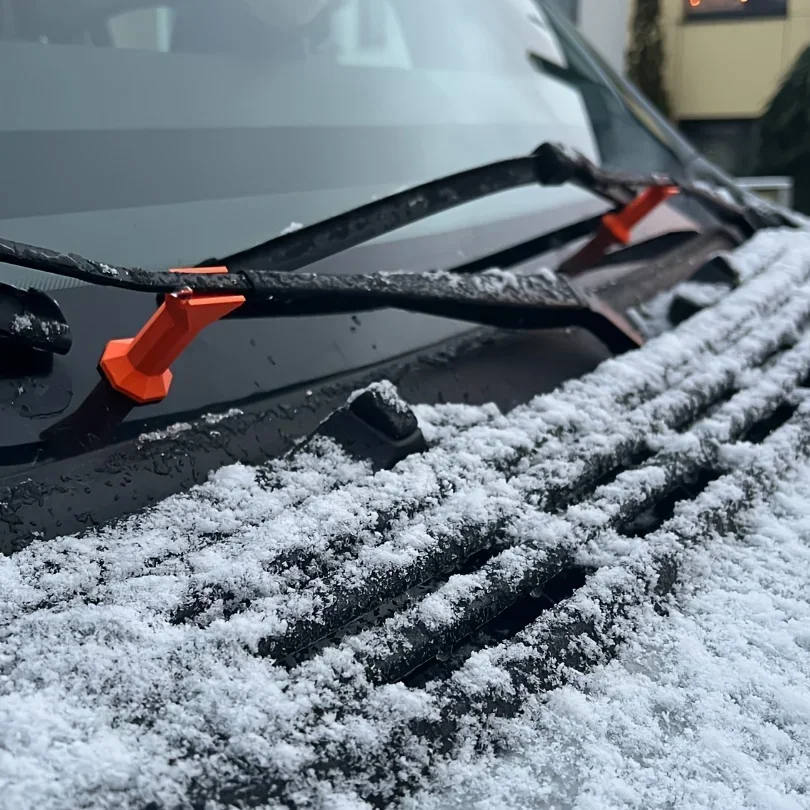 Windshield Wiper Lift Holders, Winter Wiper Raiser Spacers, Car Wiper Support Stands, Anti-Snow Anti-Ice Wiper Separators