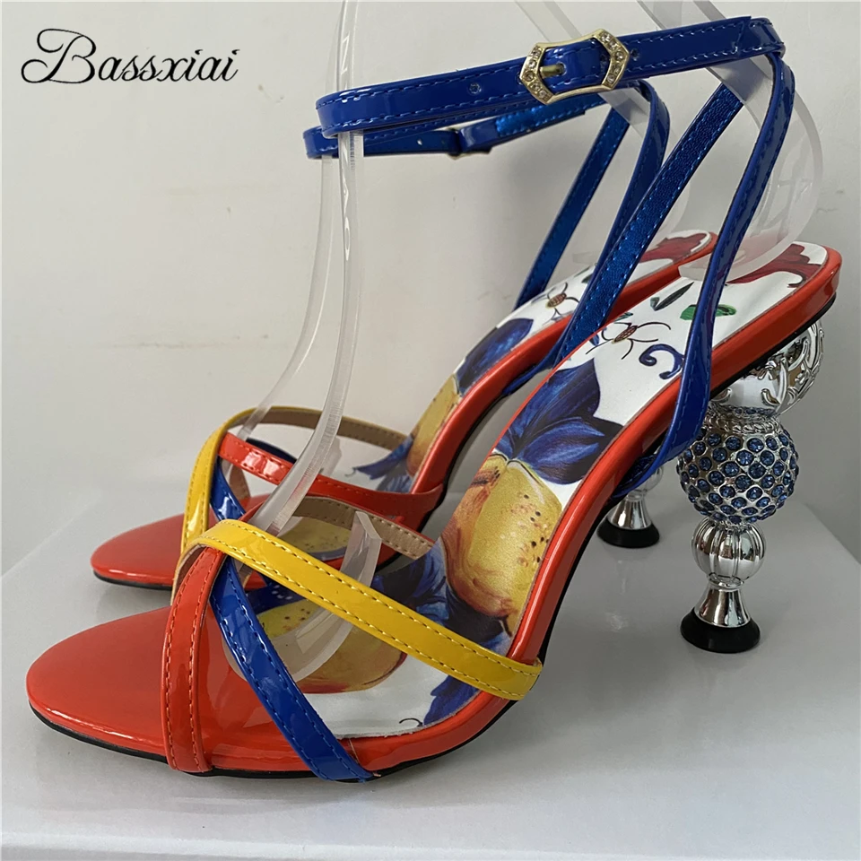 

Novelty Crystal Strange High Heel Sandals Women Ankle Strappy Narrow Band Print Mixed Color Rhinestone Summer Shoes 2024