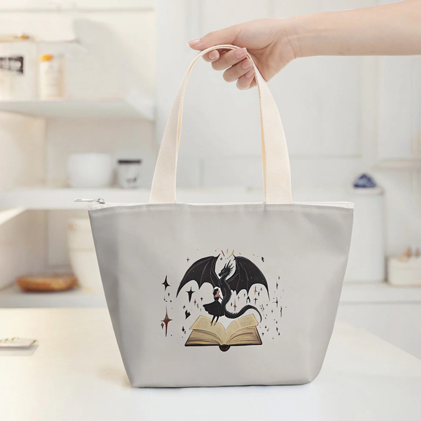 Book Dragon Print Thermal Insulated Lunch Tote Bag, Lightweight Reusable Food Carry Bag For Daily Outdoor Use