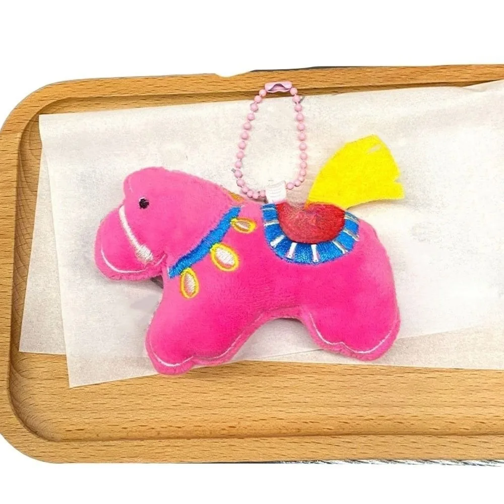 

Брелок с изображением лошади, милый дизайн, украшения для рюкзака, брелок для ключей в виде лошади, подвесной декор, подвеска счастливого талисмана пони