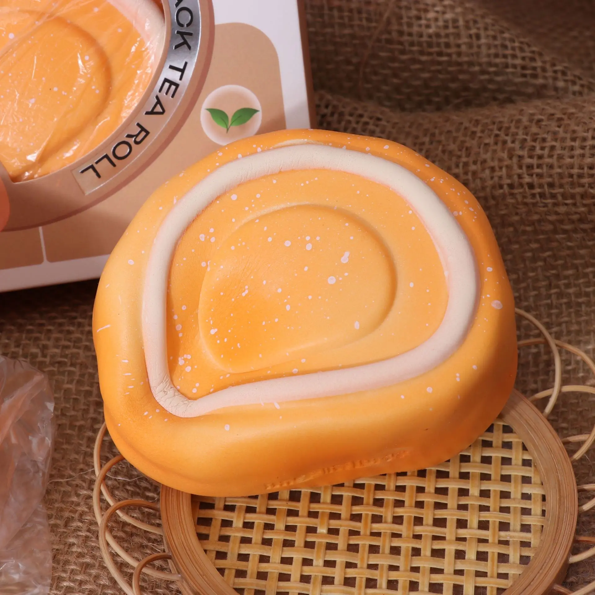 Com fragrância molhado macio plutônio lento rebote taro pasta rolo brinquedo simulação rolo de chá preto espremer sucção dedo alívio do estresse brinquedo