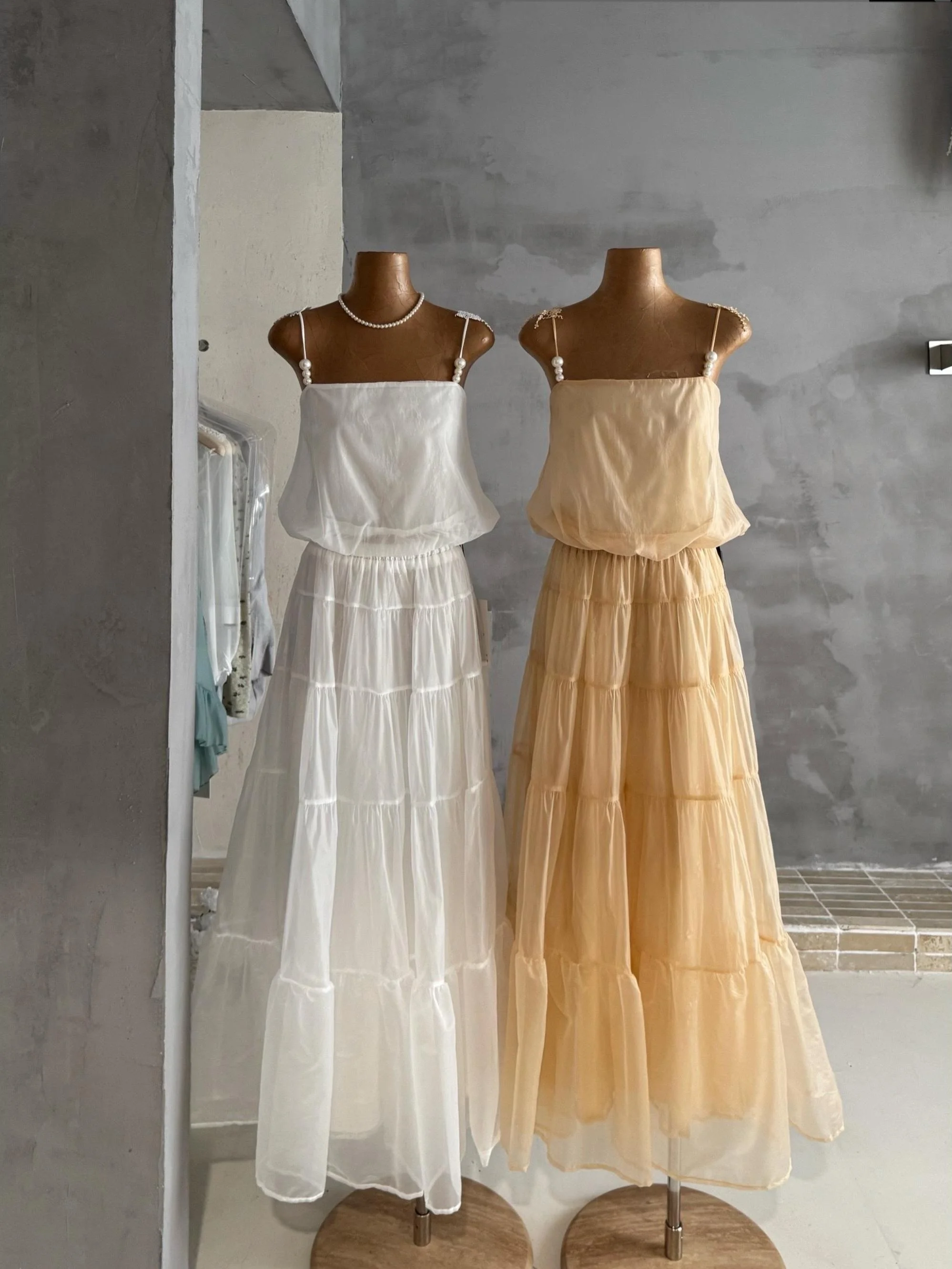 

Elegant Pearl Double Layer Lace Skirt Set Women's Summer Fashion Two-Piece Outfit by 13Studio Comfortable Breathable Material