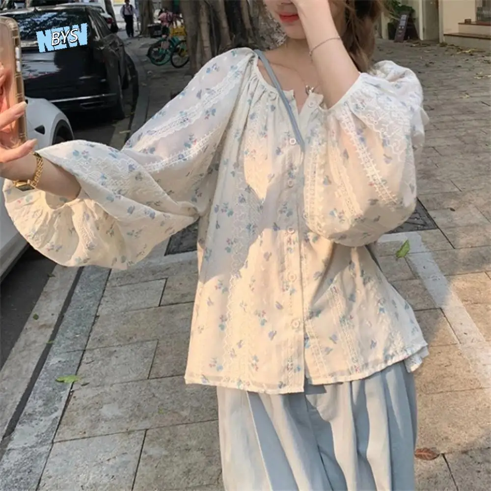 

Плиссированная блузка с длинными рукавами для отдыха, милая кружевная блузка с цветочным принтом, повседневная весенне-осенняя рубашка с цветочным принтом, топ для девочек