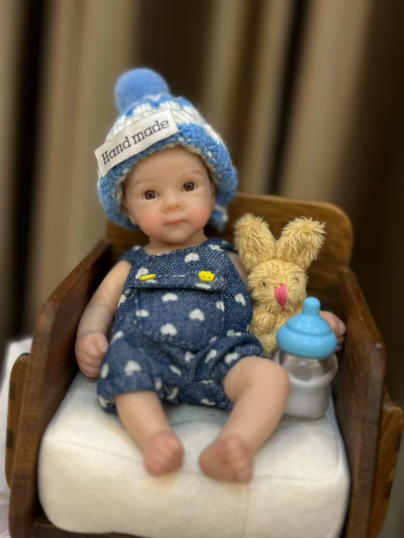 ตุ๊กตาซิลิโคนรีบอร์น Aizwa1 ขนาด 6 นิ้ว Bettie สำหรับเด็กผู้หญิงหรือเด็กผู้ชาย Handma bebe reborn de silicona ตุ๊กตาเด็กแรกเกิดสำหรับเด็ก เป็นของขวัญวันเกิด