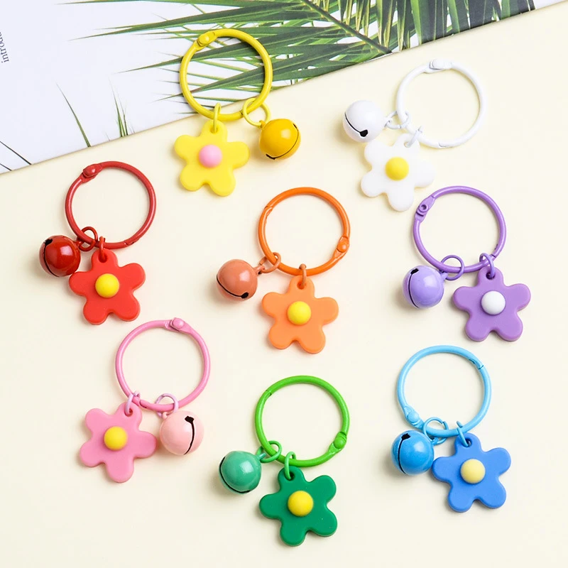 Neue Mode kleine Süßigkeiten Blume Schlüssel bund für Frauen Mädchen Glocke Schlüssel ring Auto Schlüssel anhänger Tasche Charms Anhänger Party Schmuck